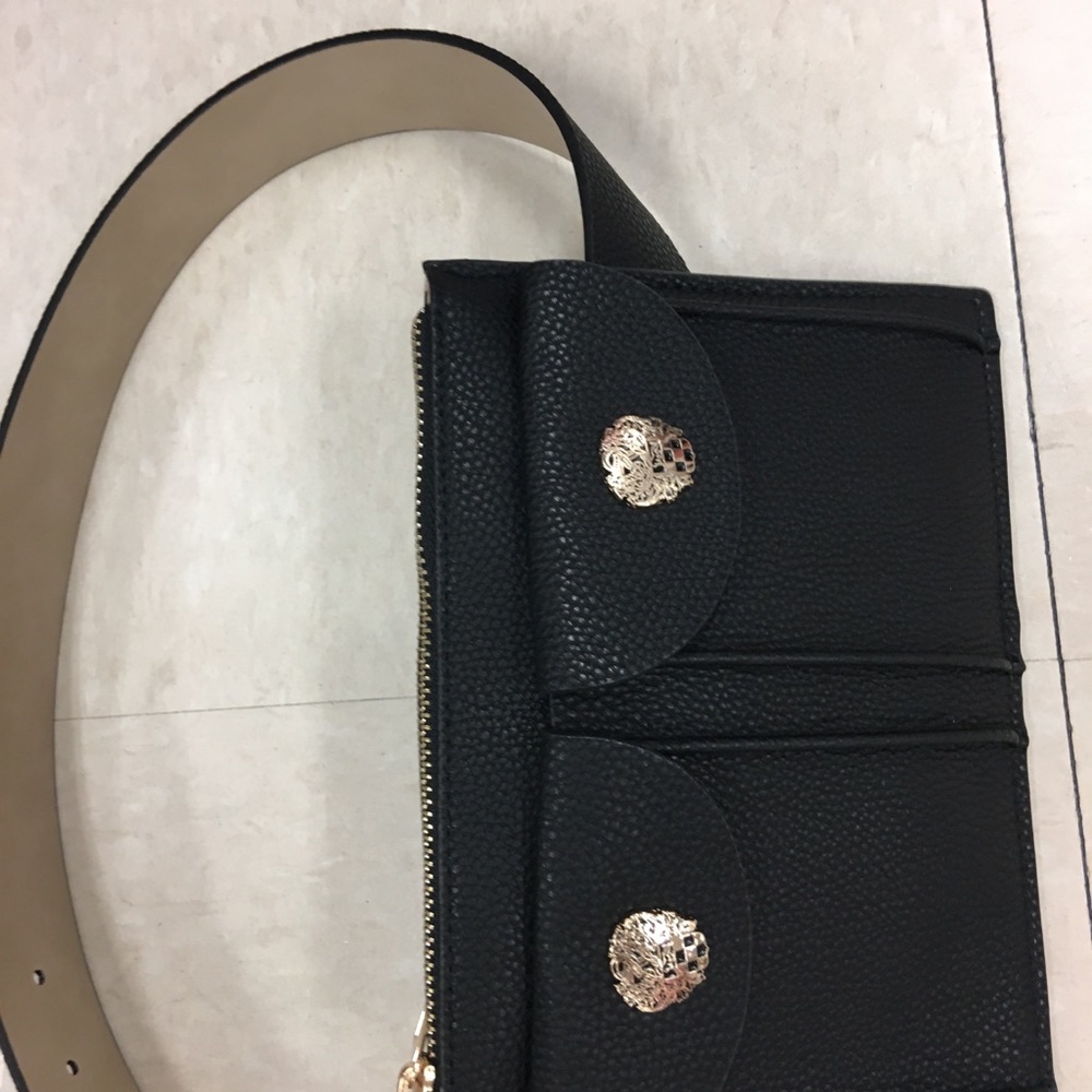 Black Vince camuto belt pouch